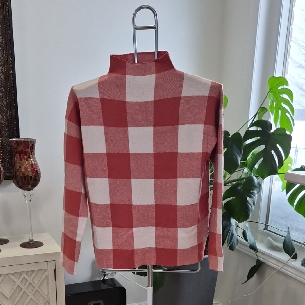 Max Studio Red and White Checkered Sweater